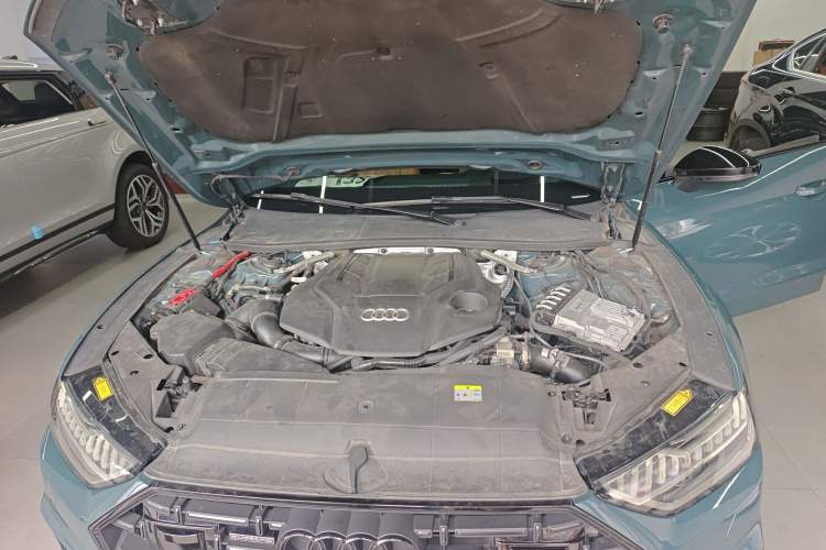 Used Audi A7L 2022 55 TFSI quattro S-line Edition One First Edition Engine Bay