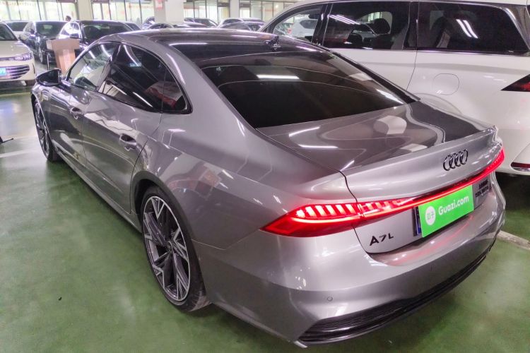 Used Audi A7L 2022 55 TFSI quattro S-line Zhiyuan Edition Obsidian Black Package Exterior 2