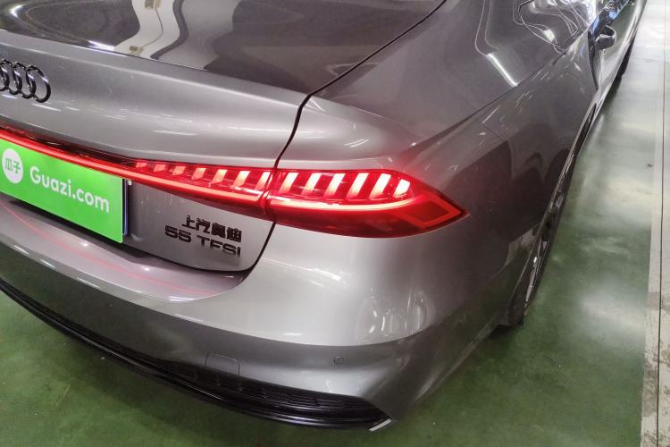 Used Audi A7L 2022 55 TFSI quattro S-line Zhiyuan Edition Obsidian Black Package Exterior 3
