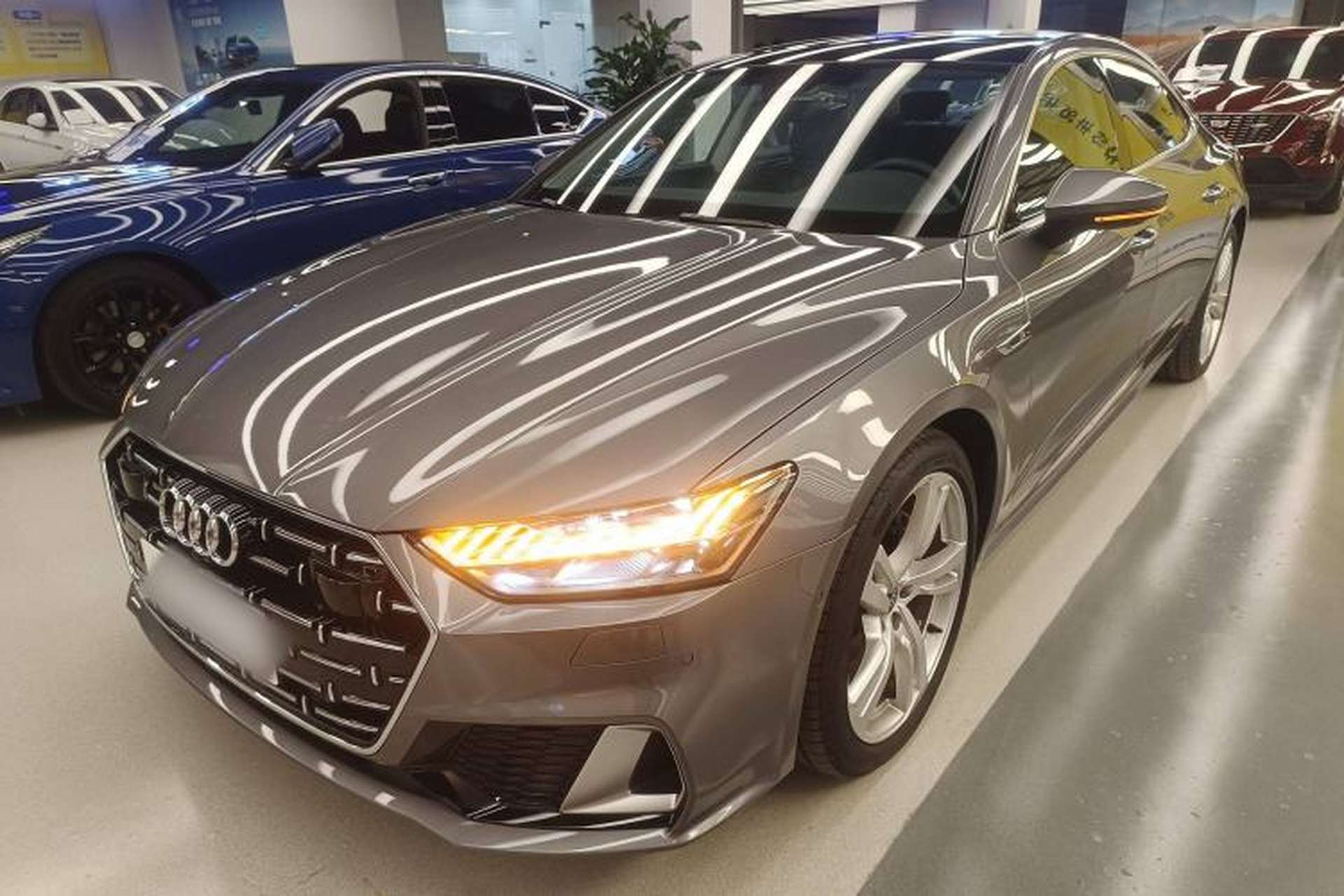 Used Audi A7L 2022 45 TFSI quattro S-line Visionary Crystal Package Front Left 45 Deg