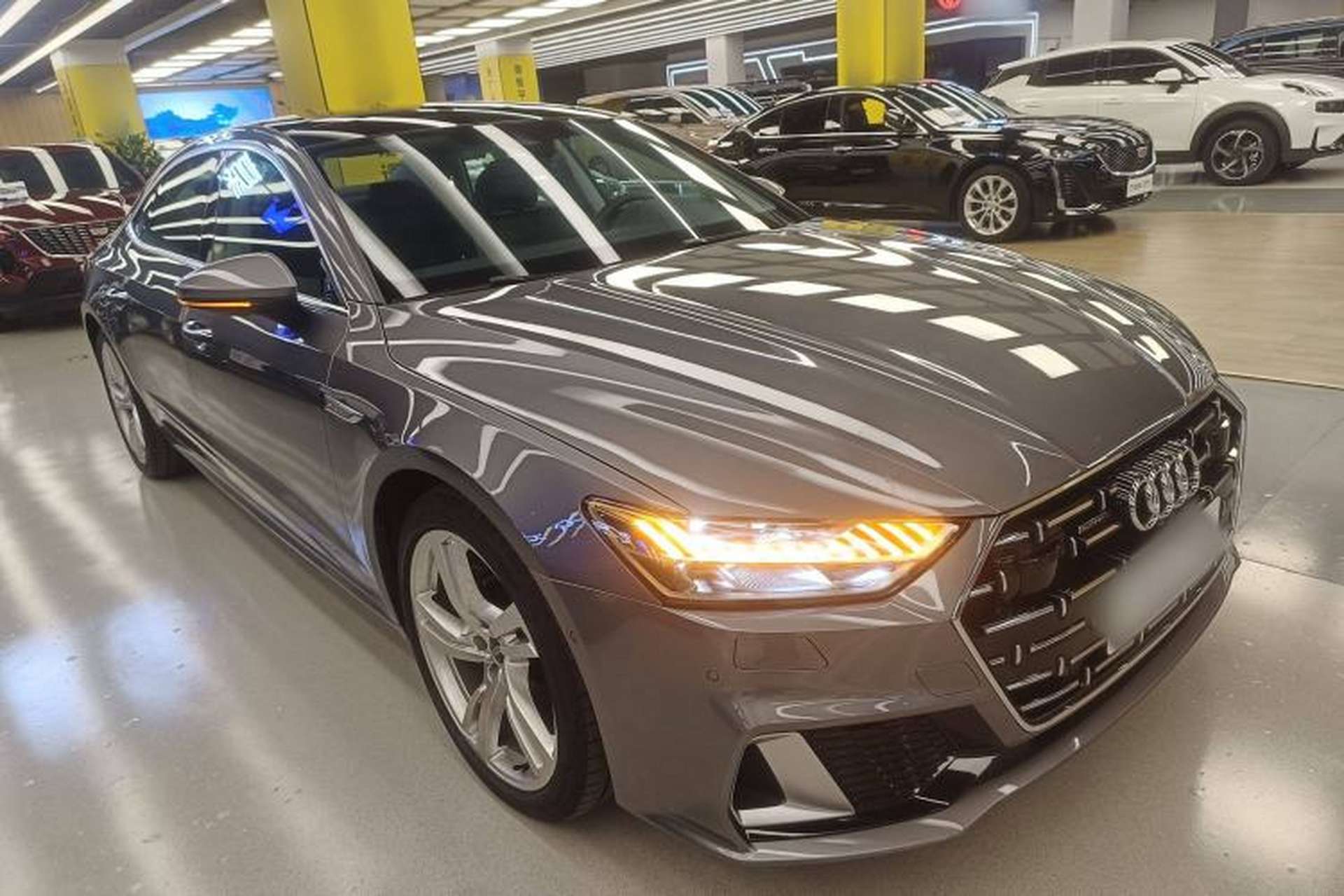 Used Audi A7L 2022 45 TFSI quattro S-line Visionary Crystal Package Front Right 45 Deg