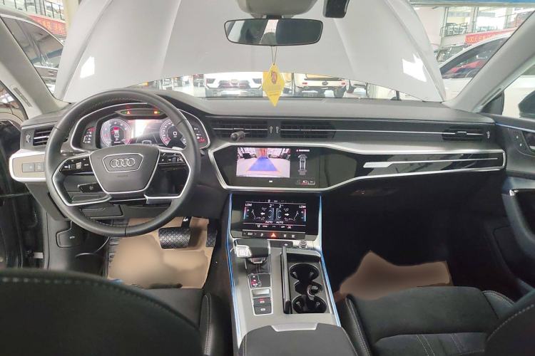 Used Audi A7L 2022 45 TFSI S-line Dream-Building Edition Interior 2