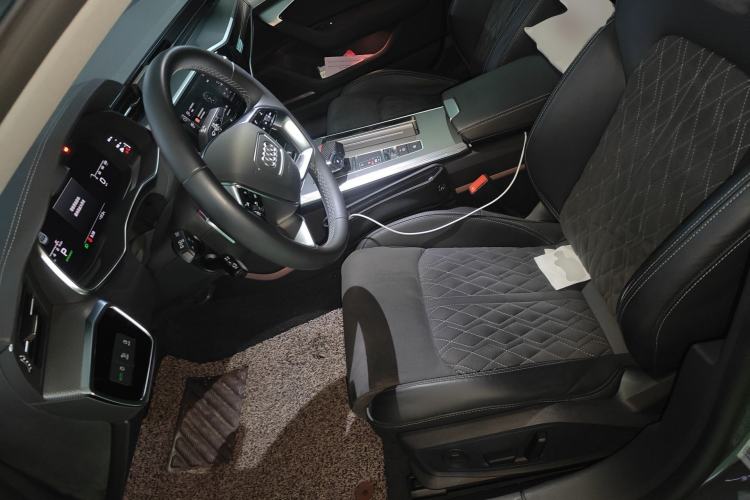 Used Audi A7L 2022 45 TFSI quattro S-line Visionary Crystal Package Left Front Seat