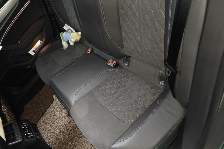 Used Audi A7L 2022 45 TFSI quattro S-line Visionary Crystal Package Left Rear Seat