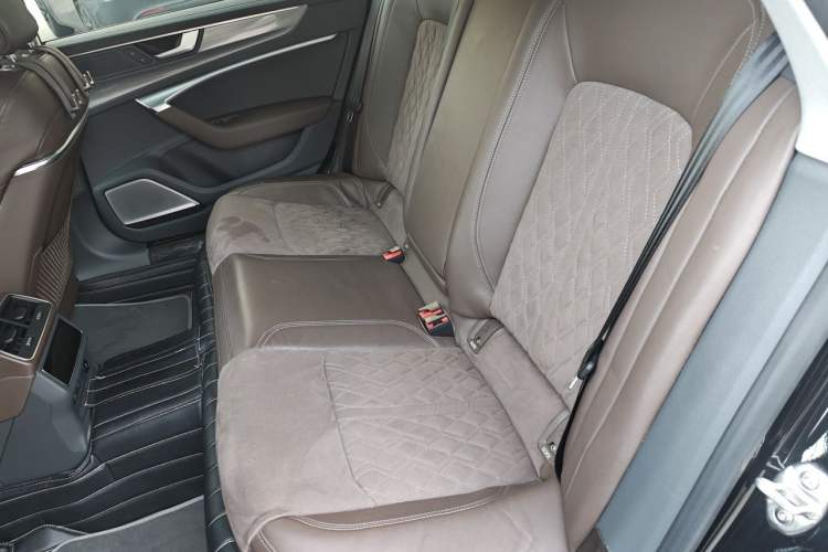 Used Audi A7L 2022 45 TFSI quattro S-line Visionary Crystal Package Left Rear Seat