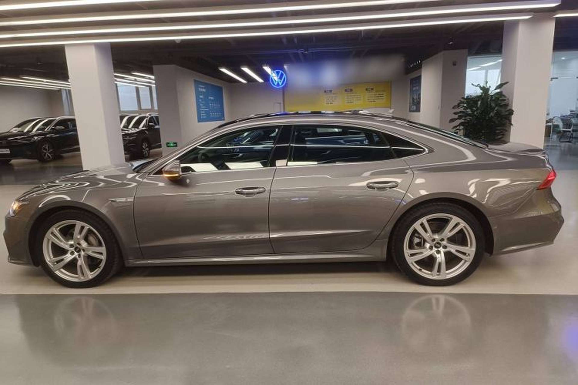 Used Audi A7L 2022 45 TFSI quattro S-line Visionary Crystal Package Left Side