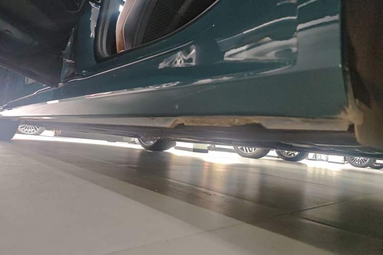 Used Audi A7L 2022 55 TFSI quattro S-line Edition One First Edition Left Side Sill