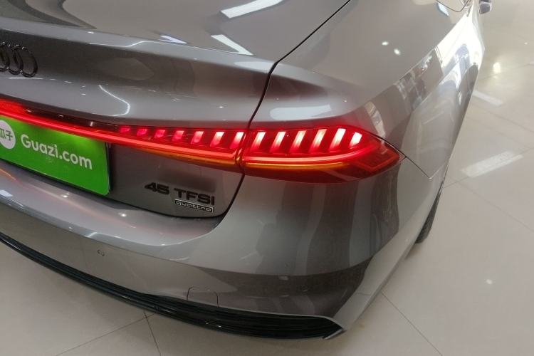 Used Audi A7L 2022 45 TFSI quattro S-line Wind Rider Right Rear Taillight