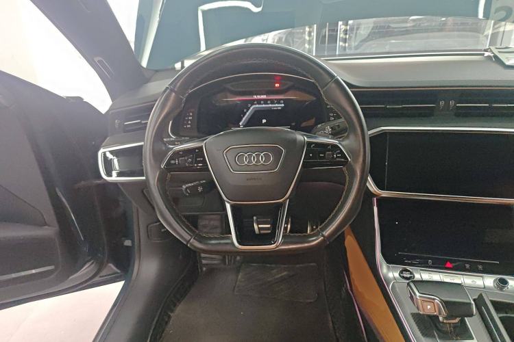 Used Audi A7L 2022 55 TFSI quattro S-line Edition One First Edition Steering Wheel