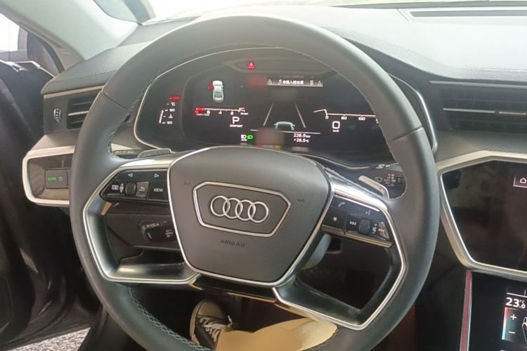 Used Audi A7L 2022 45 TFSI S-line Dream-Building Crystal Flow Package Steering Wheel