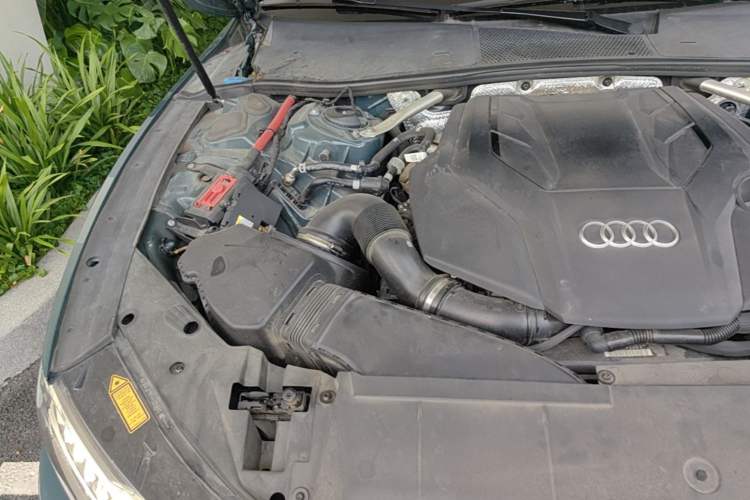 Used Audi A7L 2022 55 TFSI quattro S-line Edition One First Edition Engine Bay Right