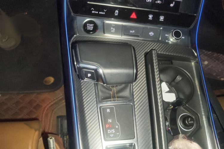 Used Audi A7L 2022 55 TFSI quattro S-line Edition One First Edition Gear Lever