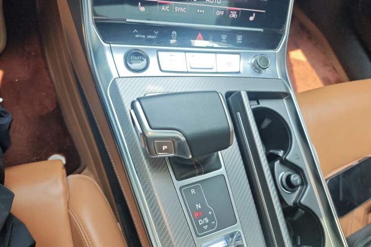 Used Audi A7L 2022 55 TFSI quattro S-line Edition One First Edition Gear Lever