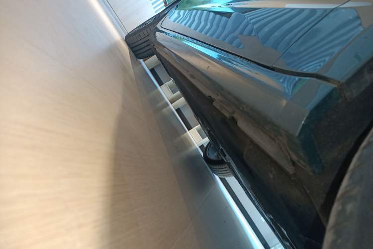 Used Audi A7L 2022 55 TFSI quattro S-line Edition One First Edition Right Side Sill