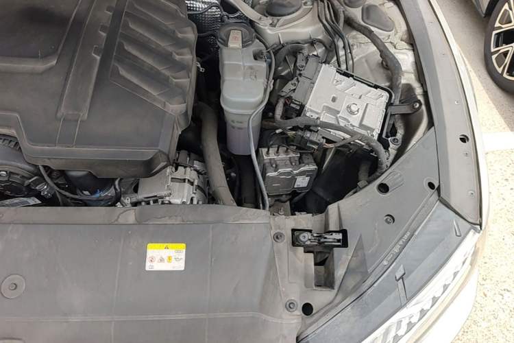 Used Audi A7L 2022 45 TFSI quattro S-line Paladin Engine Bay Left