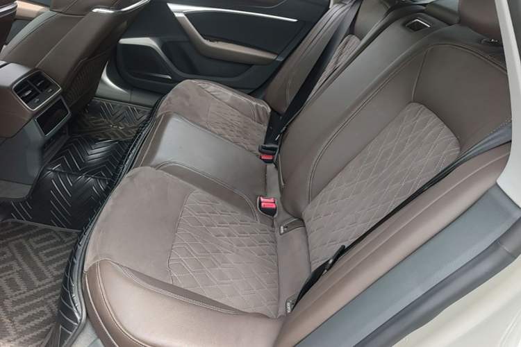Used Audi A7L 2022 45 TFSI quattro S-line Paladin Left Rear Seat