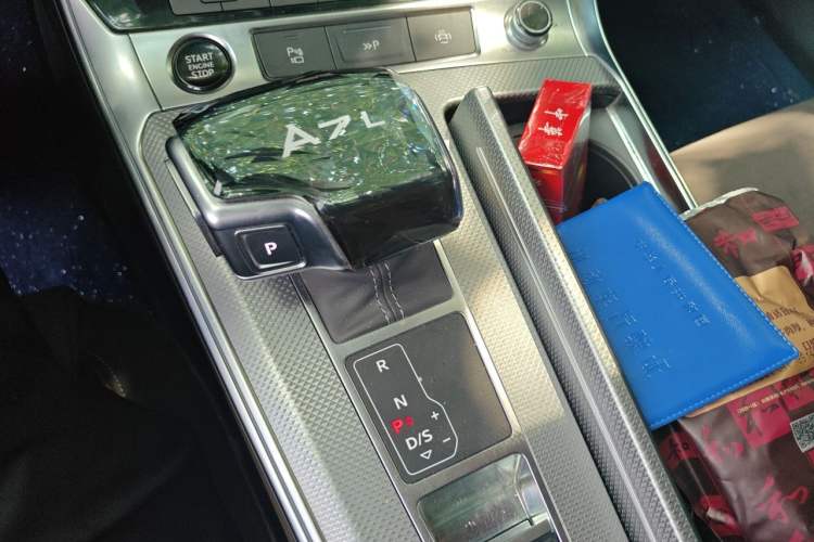 Used Audi A7L 2022 45 TFSI quattro S-line Visionary Crystal Package Gear Lever
