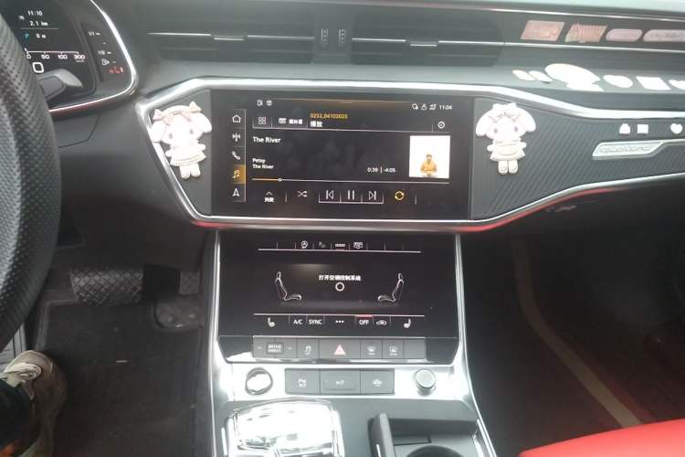 Used Audi A7L 2022 45 TFSI quattro S-line Visionary Crystal Package Audio And AC Panel