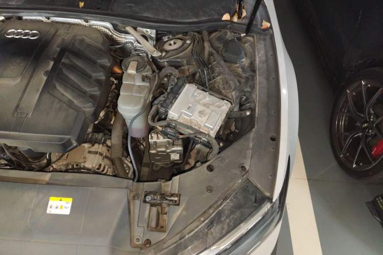 Used Audi A7L 2022 45 TFSI quattro S-line Wind Rider Engine Bay Left