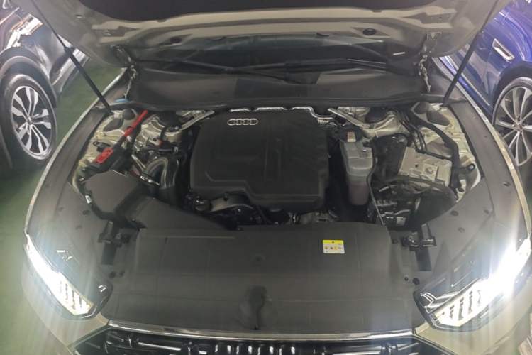Used Audi A7L 2022 45 TFSI quattro S-line Paladin Engine Bay