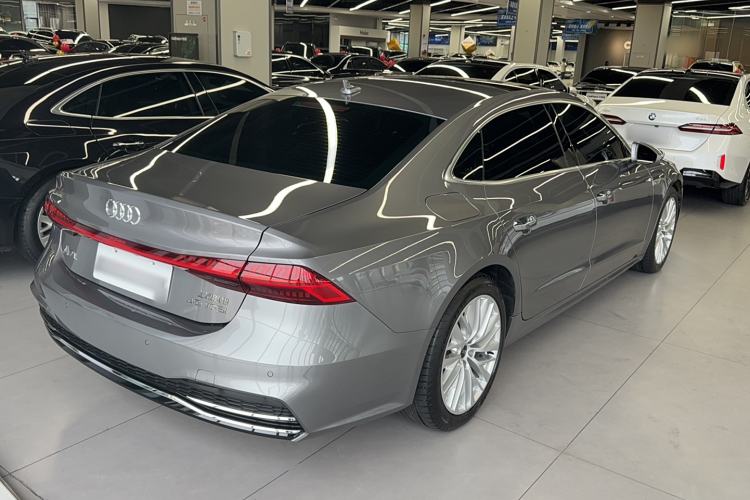 Used Audi A7L 2022 45 TFSI S-line Dream-Building Crystal Flow Package Exterior 3