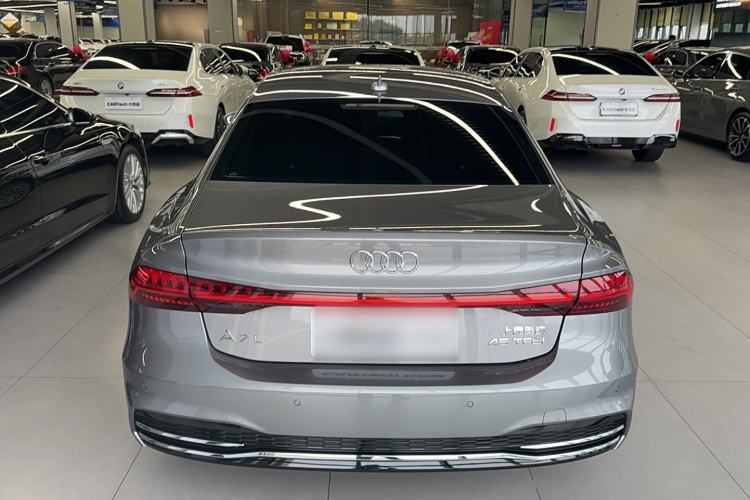 Used Audi A7L 2022 45 TFSI S-line Dream-Building Crystal Flow Package Exterior 4
