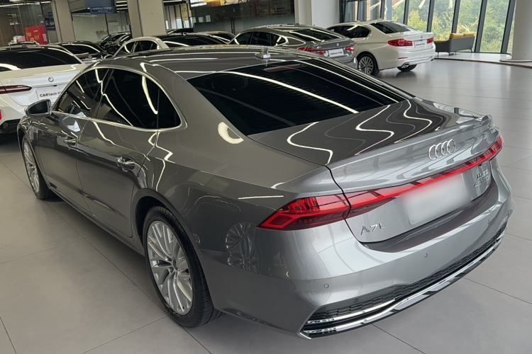 Used Audi A7L 2022 45 TFSI S-line Dream-Building Crystal Flow Package Exterior 5