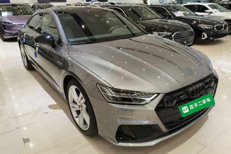 Used Audi A7L 2022 45 TFSI quattro S-line Wind Rider Front Right 45 Deg