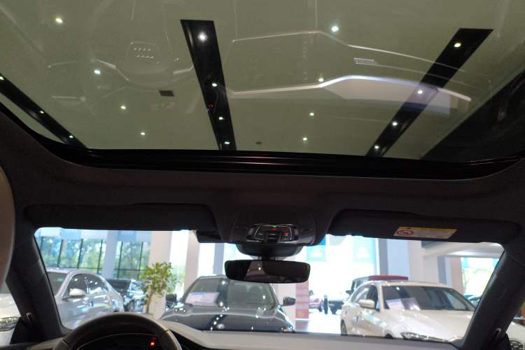 Used Audi A7L 2022 45 TFSI quattro S-line Wind Rider Headliner