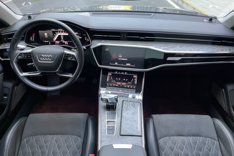 Used Audi A7L 2022 45 TFSI quattro S-line Paladin Interior 8