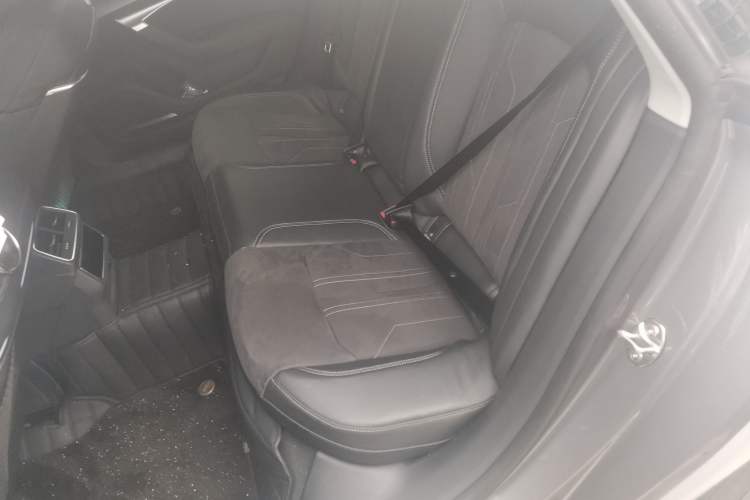 Used Audi A7L 2022 45 TFSI S-line Dream-Building Crystal Flow Package Left Rear Seat
