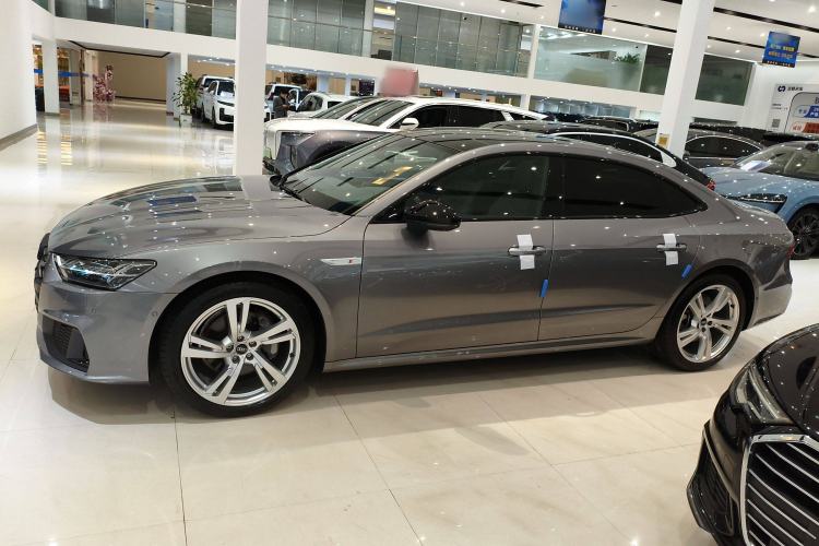 Used Audi A7L 2022 45 TFSI quattro S-line Wind Rider Left Side