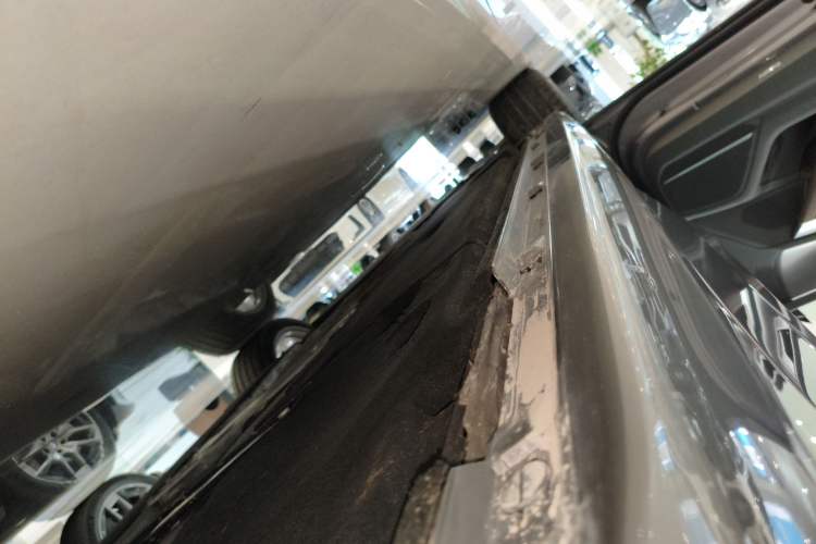 Used Audi A7L 2022 45 TFSI quattro S-line Wind Rider Left Side Sill