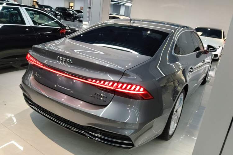 Used Audi A7L 2022 45 TFSI S-line Dream-Building Edition Rear Right 45 Deg