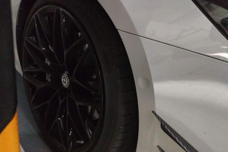 Used Audi A7L 2022 45 TFSI quattro S-line Wind Rider Right Front Wheel Hub