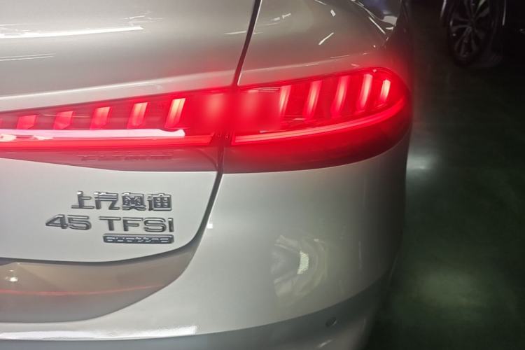 Used Audi A7L 2022 45 TFSI quattro S-line Paladin Right Rear Taillight