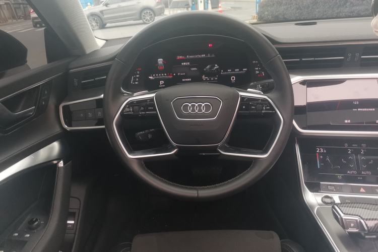 Used Audi A7L 2022 45 TFSI S-line Dream-Building Crystal Flow Package Steering Wheel