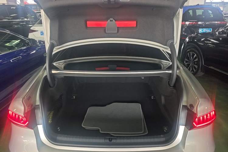 Used Audi A7L 2022 45 TFSI quattro S-line Paladin Trunk