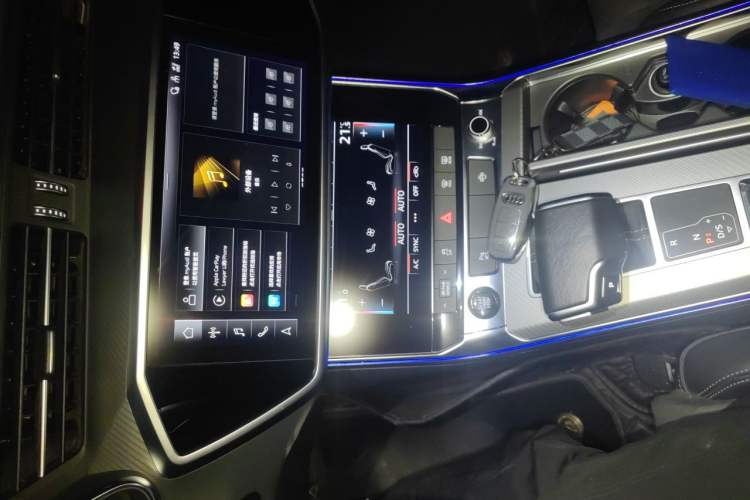 Used Audi A7L 2022 45 TFSI S-line Dream-Building Edition Audio And AC Panel