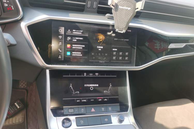 Used Audi A7L 2022 45 TFSI S-line Dream-Building Edition Audio And AC Panel