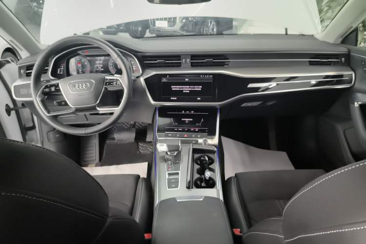 Used Audi A7L 2022 45 TFSI S-line Dream-Building Crystal Flow Package Audio And AC Panel