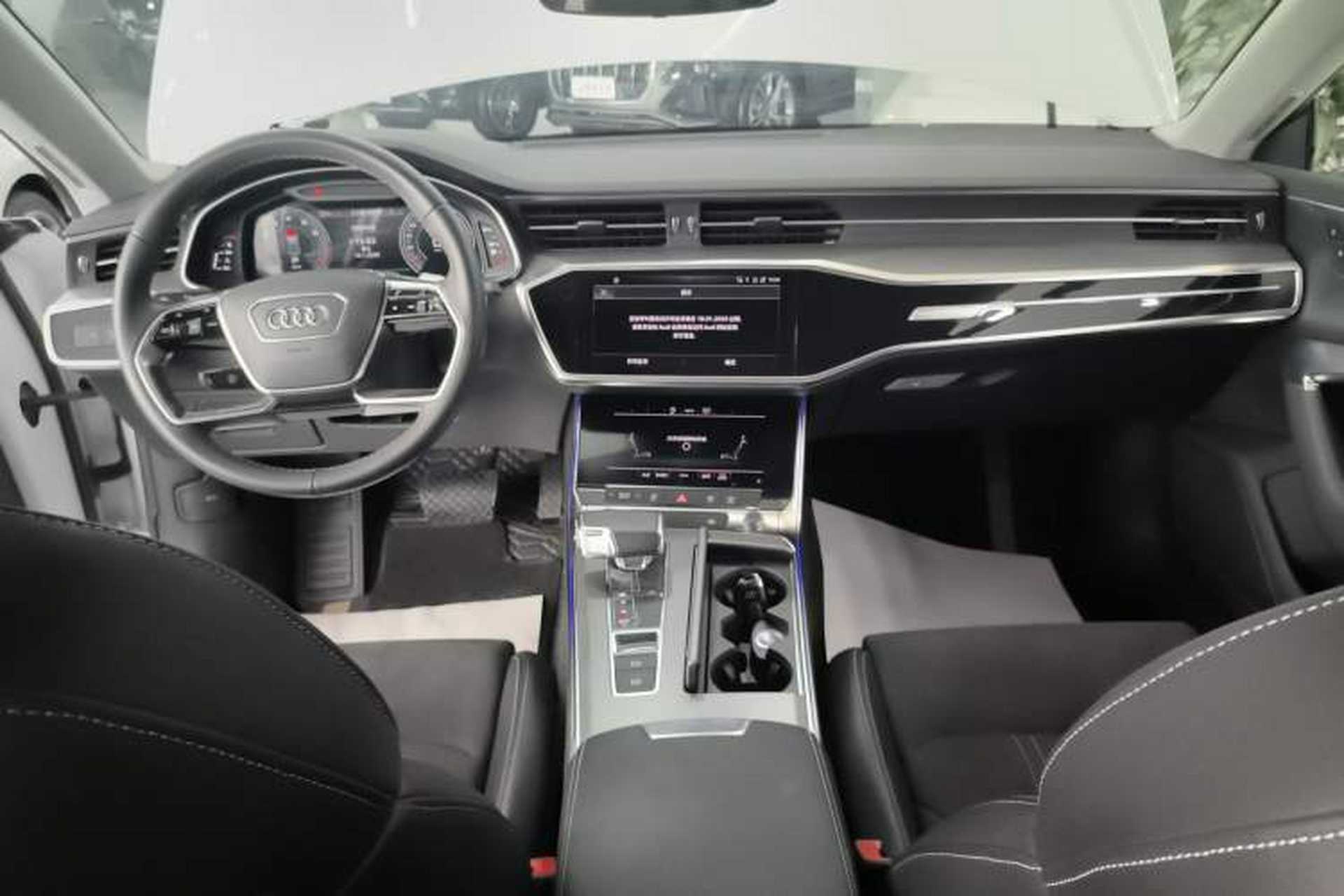 Used Audi A7L 2022 45 TFSI S-line Dream-Building Crystal Flow Package Audio And AC Panel