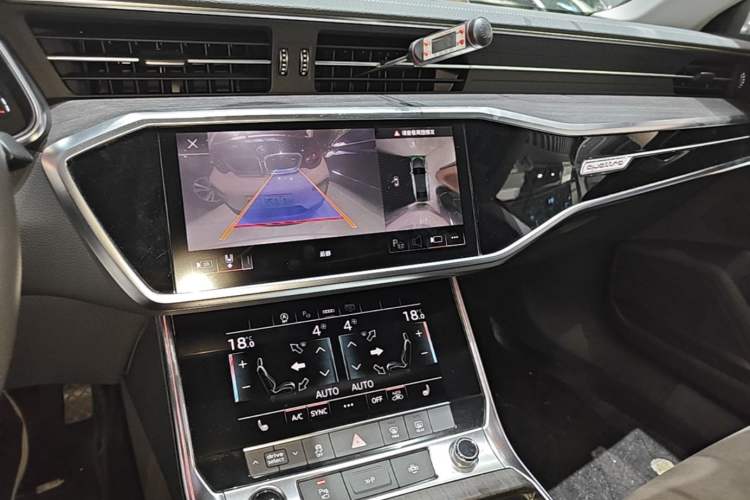 Used Audi A7L 2022 45 TFSI quattro S-line Paladin Audio And AC Panel