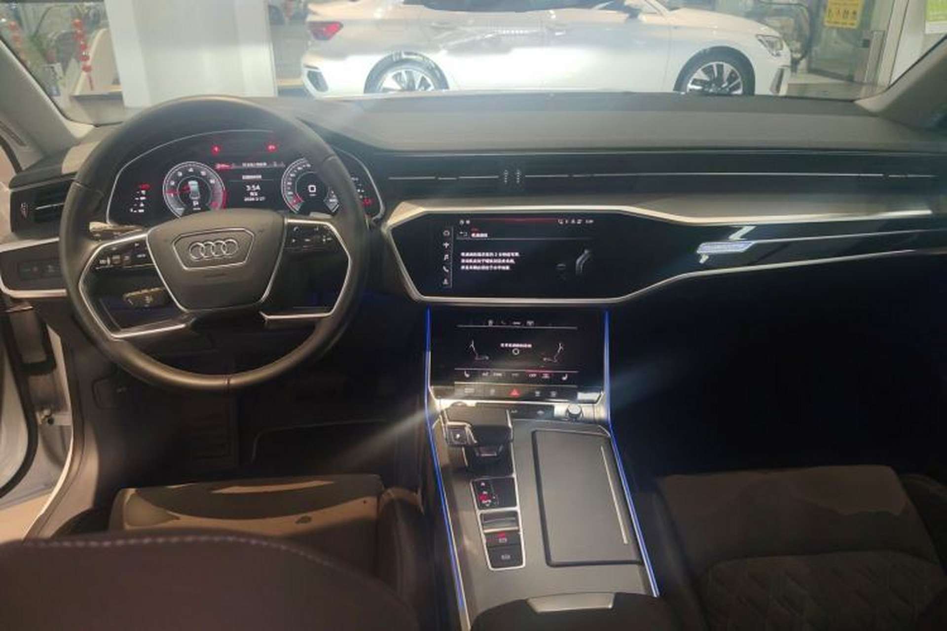 Used Audi A7L 2022 45 TFSI quattro S-line Visionary Crystal Package Center Console