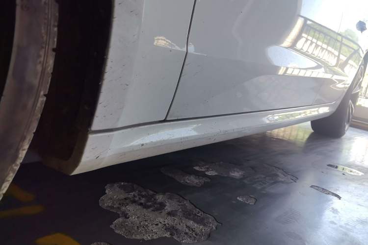 Used Audi A7L 2022 55 TFSI quattro S-line Zhiyuan Edition Obsidian Black Package Chassis Front Left
