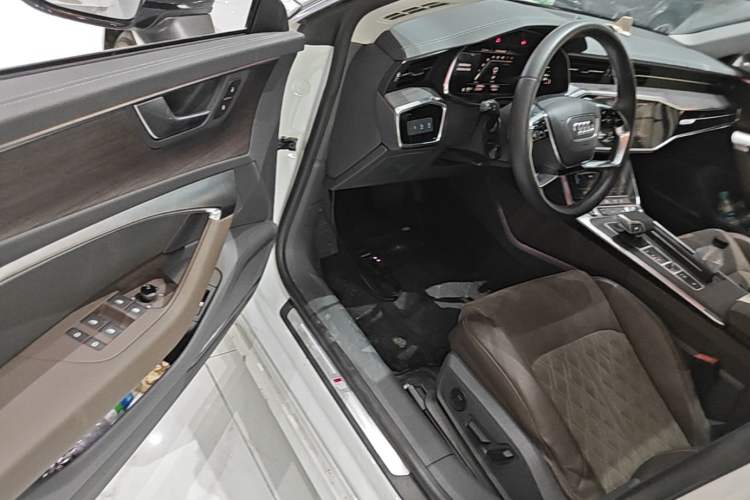 Used Audi A7L 2022 45 TFSI quattro S-line Paladin Driver Seat