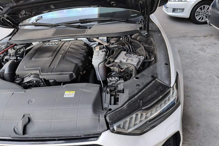 Used Audi A7L 2022 45 TFSI quattro S-line Wind Rider Engine Bay Left