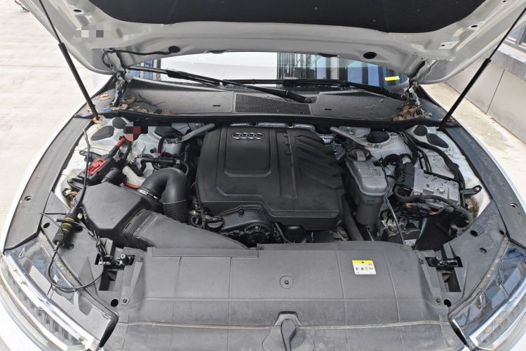 Used Audi A7L 2022 45 TFSI S-line Dream-Building Edition Engine Bay