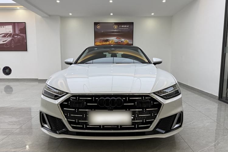 Used Audi A7L 2022 45 TFSI S-line Dream-Building Crystal Flow Package Exterior 3