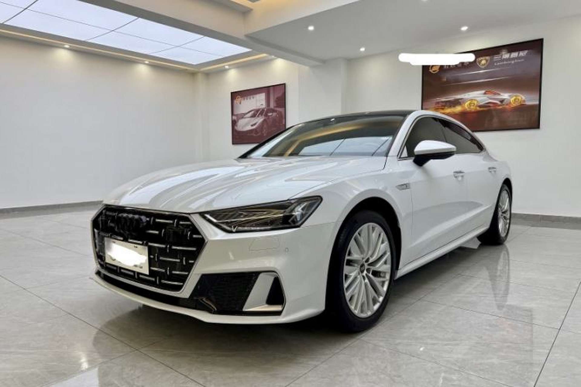 Used Audi A7L 2022 45 TFSI S-line Dream-Building Crystal Flow Package Front Left 45 Deg